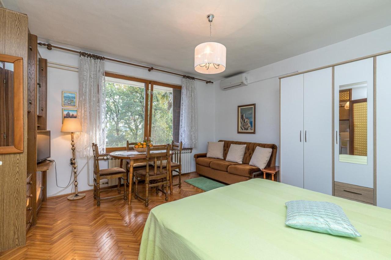 Apartment Dusper 347 Ловран Екстериор снимка