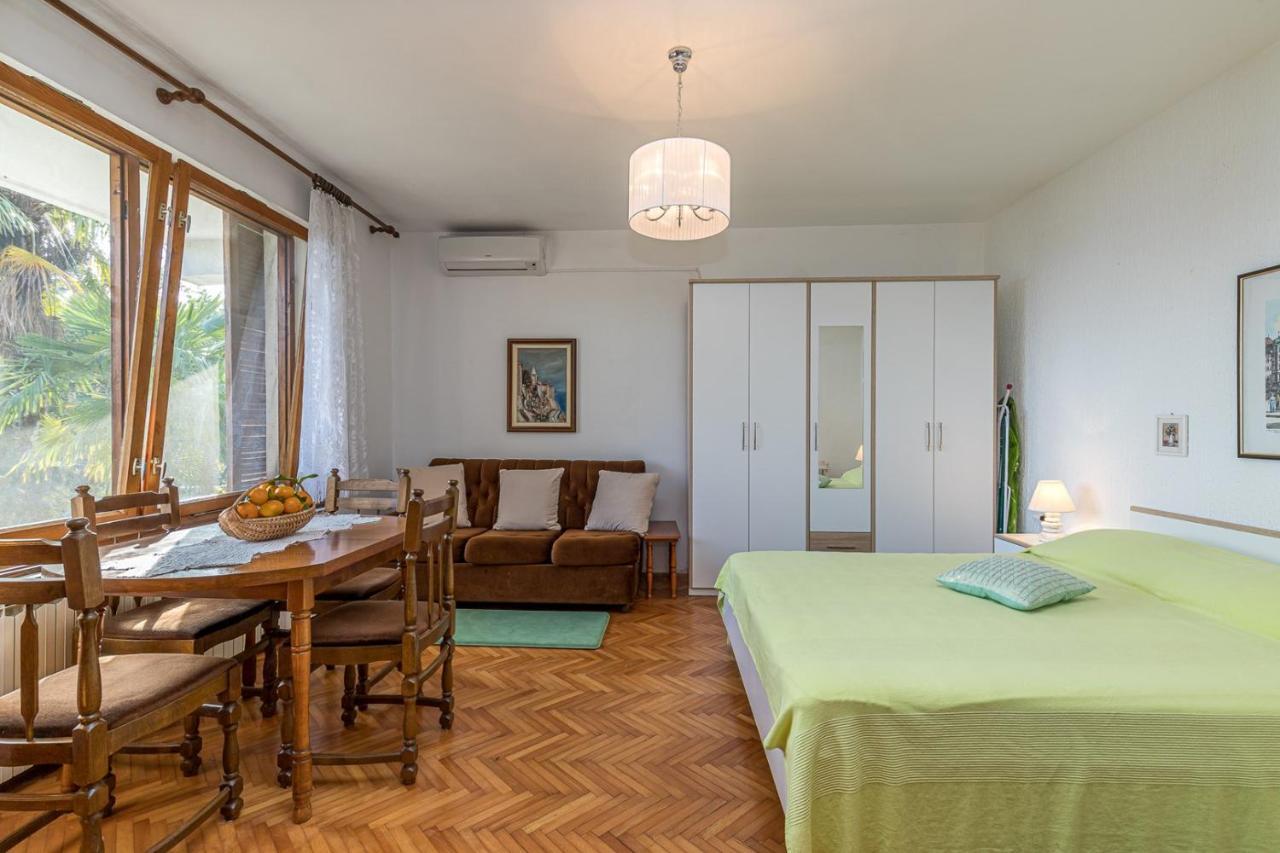 Apartment Dusper 347 Ловран Екстериор снимка